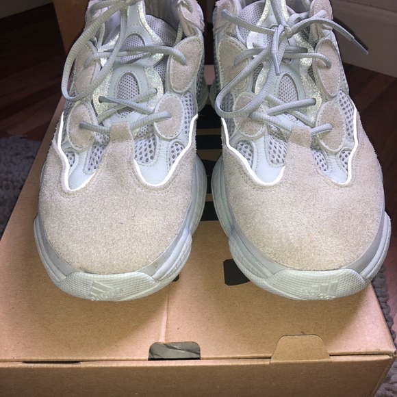 Yeezy 500 Salt - Picture 6 of 8